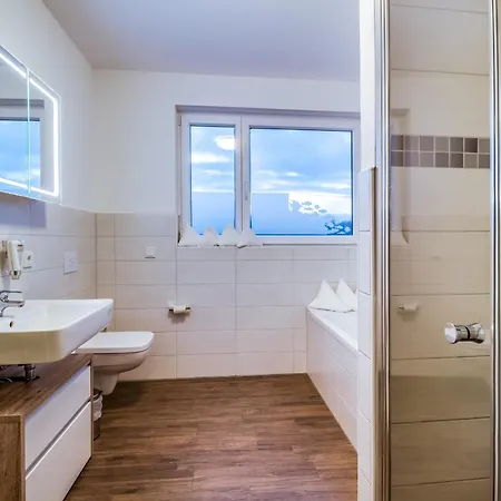 Lagovida Ankerplatz B Am Stoermthaler * Grosspoesna