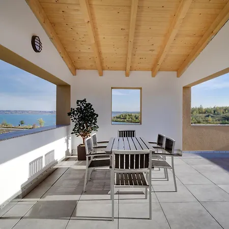 Lagovida Ankerplatz B Am Stoermthaler * Grosspoesna